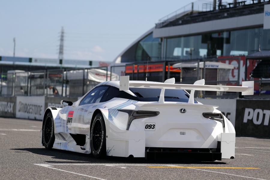  Lexus LC500 Super GT by Gazoo Racing 2017 года  (фото 14 из 23)